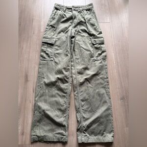 H&M women’s cargo pants